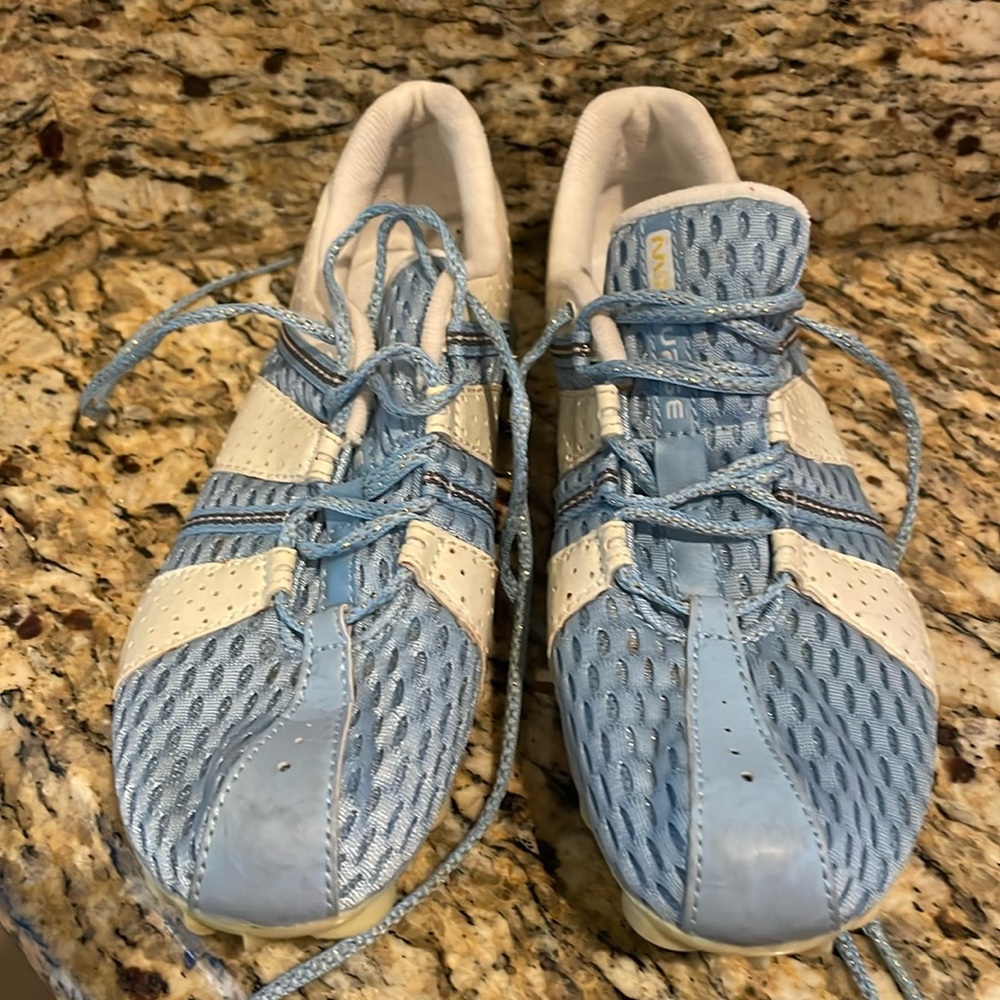 Brooks Surge MD Track Spikes, size 6.5, worn once